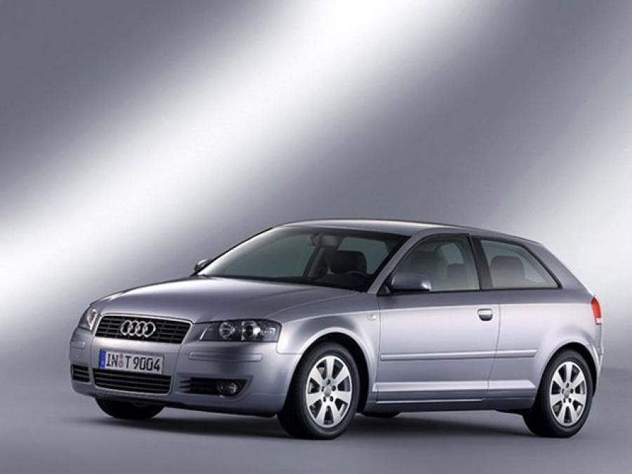  Audi A3 2.0 TDI (8P) 2003 года  (фото 2 из 23)